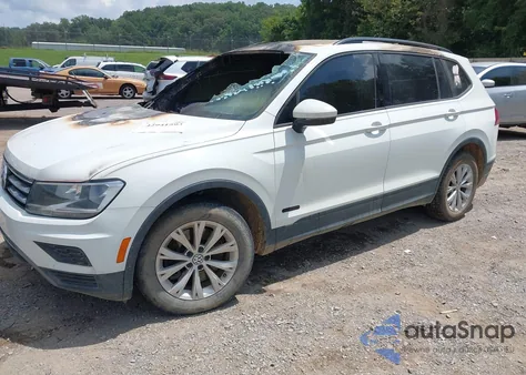 2018 Volkswagen Tiguan 2.0T S из США, поврежденный, VIN 3VV1B7AX1JM057357